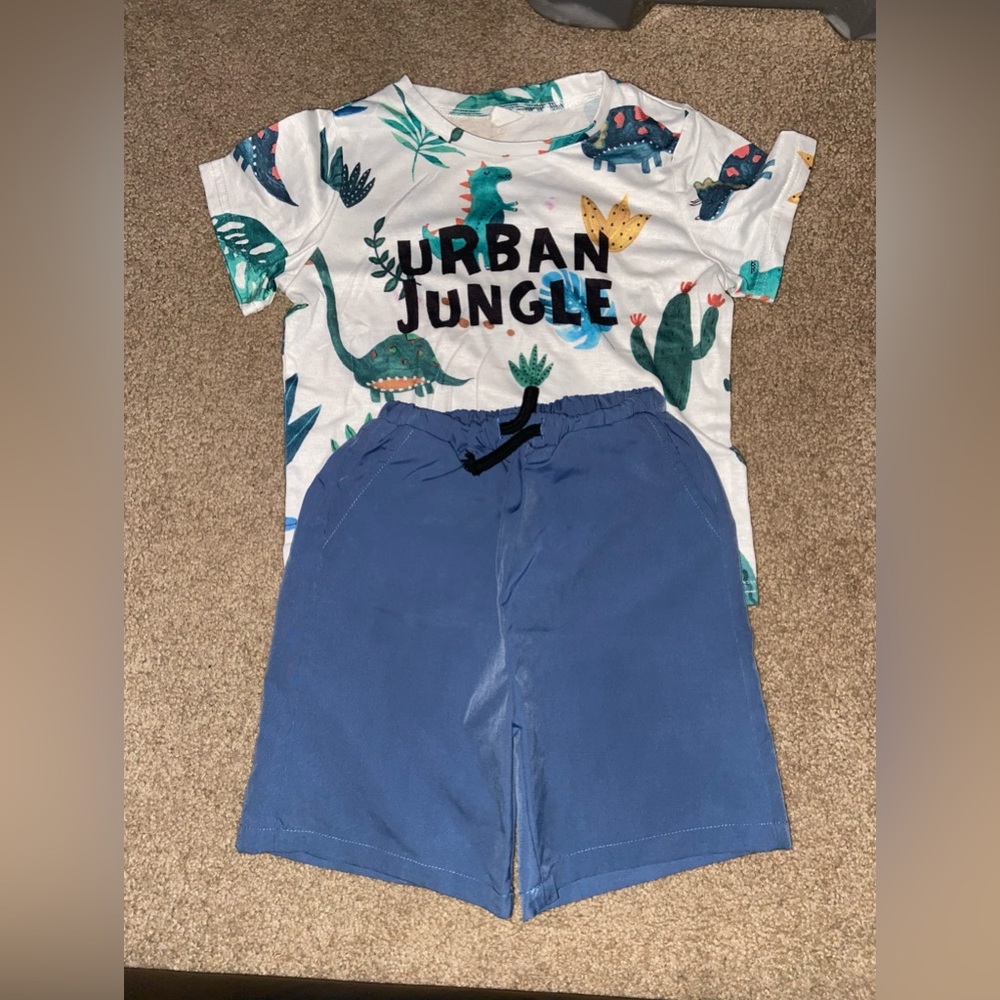 Shein Urban Jungle Cute Boys 2 Piece Set - Shirt / Shorts Size 5Y